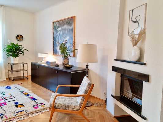 Varfok street flat near the Castle
