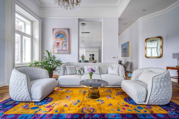 Andrassy exclusive apartment