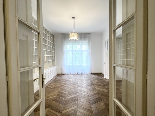 Falk Miksa Apartment