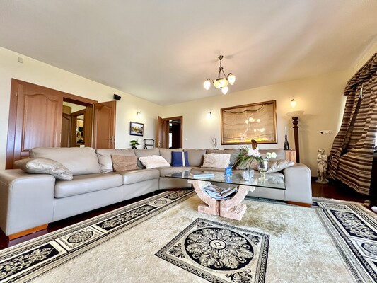 Family House for Rent in Mártonvölgy Street