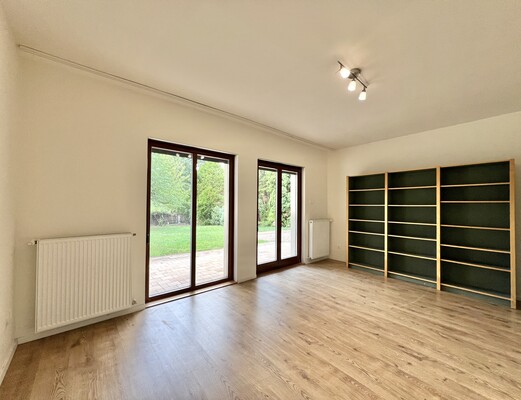 Home for Rent in Kondorkert Street