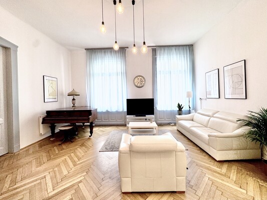 Luxurious Apartment for Rent in Haris köz