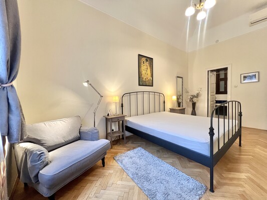 Apartment for Rent in Bródy Sándor Street