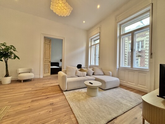 3 Bedroom Apartment for Rent in Király Street