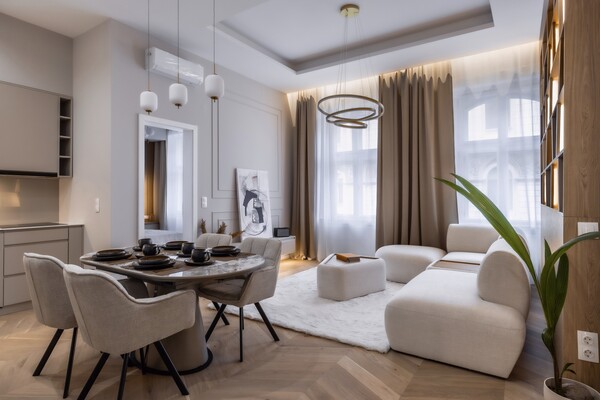 Akademia utca eladó lakás