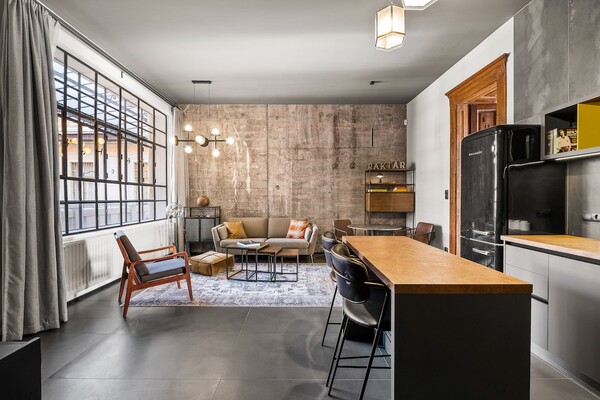 Nagymező Loft apartment for rent