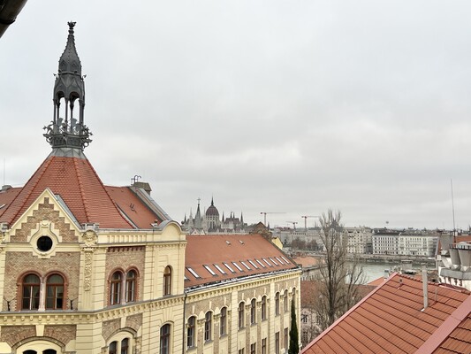 Apartment for rent in Szalag Street