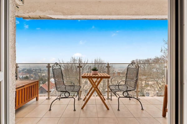 Vöröskő street apartment for sale