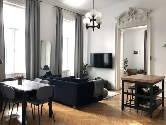 Rózsa Street Corner Apartment