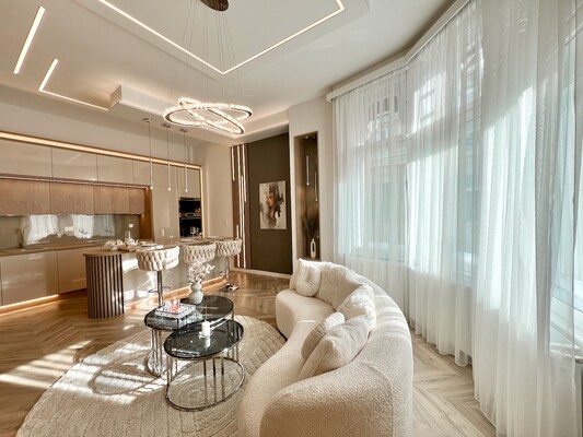 Vaci street 2 BR apartment for sale