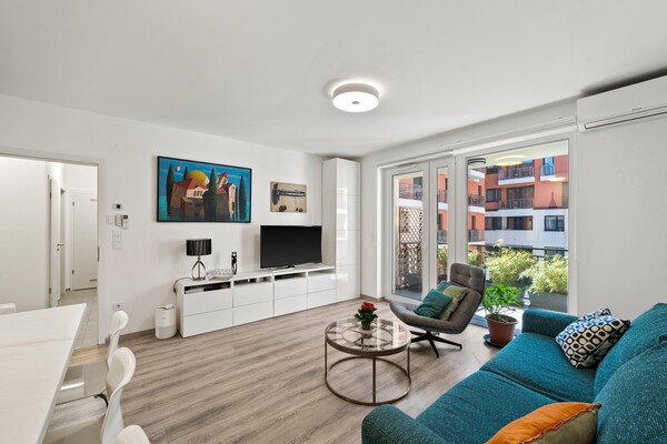 Apartment for Sale in Mester Street