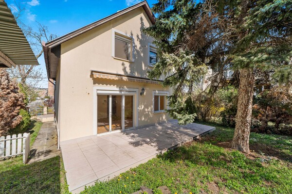 Diós árok family house for sale