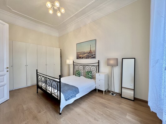 Apartment for rent on Parliament Street