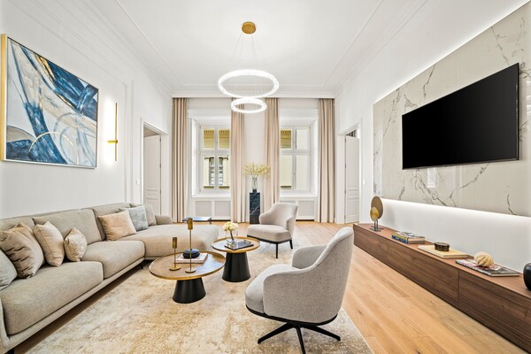 Vaci street luxury apartment for sale