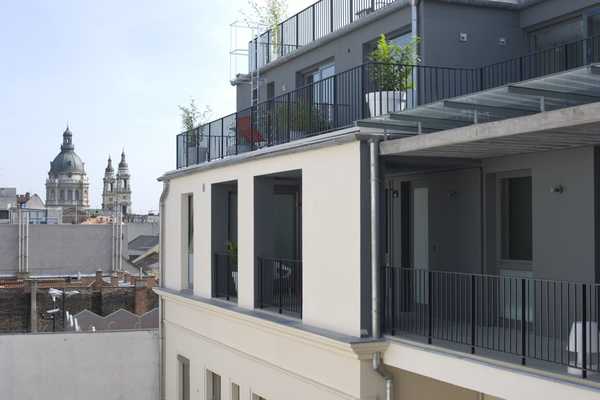 Vadasz street penthouse