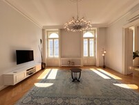 Andrassy Avenue // apartment for rent