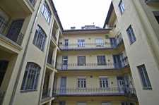 Villanyi Road apartment