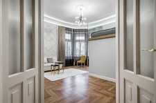 Alkotmany street apartment for sale