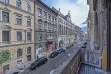 Vörösmarty street apartment for sale