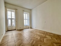 Vigyazo Ferenc street apartment for sale