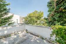 Bela Kiraly way house for sale