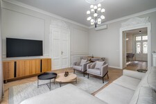 Veres Pálné street luxury apartment