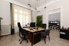 Arany Janos street apartment for sale