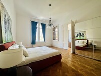 Ferenciek square apartment for rent