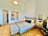 Andrassy Avenue 2 bedroom apartment