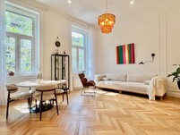 Podmaniczky street apartment for sale