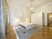 Apartment for rent / Fő street