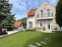Budaörs Panoramic Family House