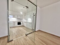 Zászlós Building Apartments For Rent
