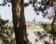 Parliament view apartment
