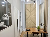 Posh Apartment For Rent in Karoly Boulevard