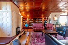 Spacious Family Home for Rent in Buda