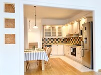 3-BR Apartment for Rent in Vas street
