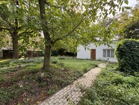 Family House With Garden And Guest House